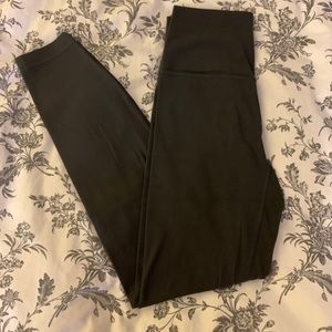 Lulu lemon graphite grey 25” aligns